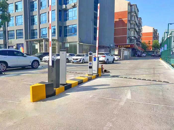 公寓停車場車牌識別系統