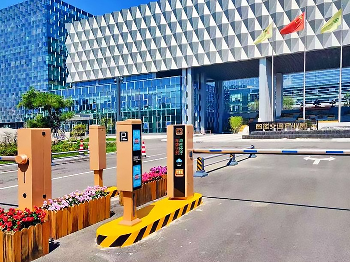 某產業園采用 “安快” 一進一出停車管理